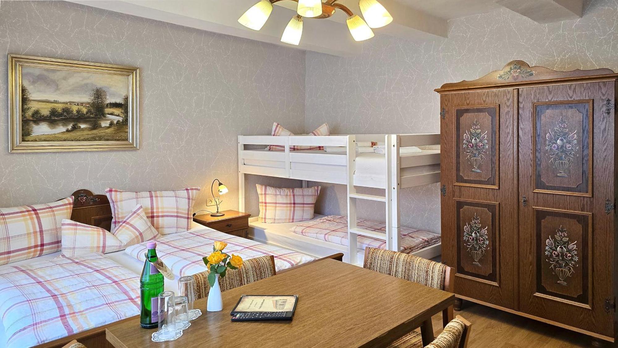 Pension Hoffmann Trebra ภายนอก รูปภาพ