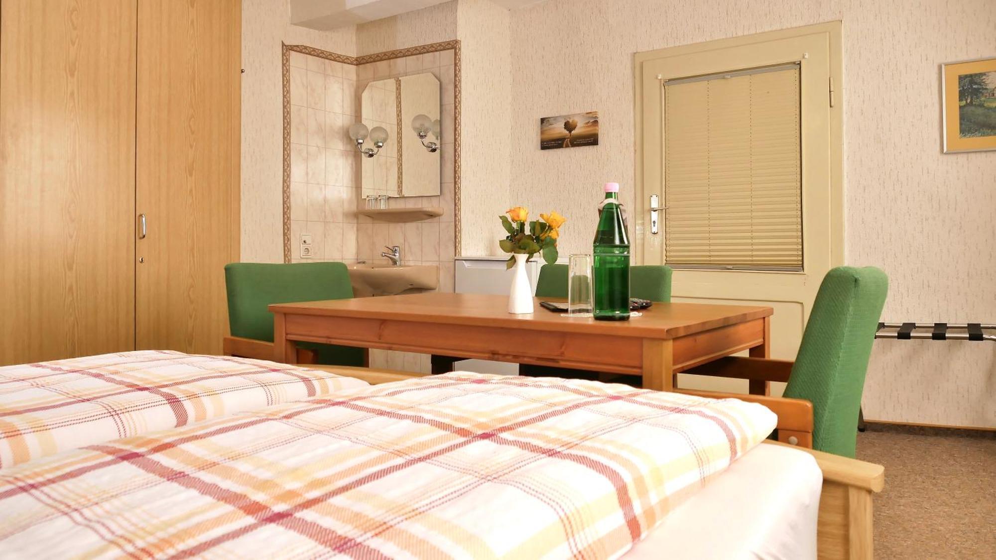 Pension Hoffmann Trebra ภายนอก รูปภาพ
